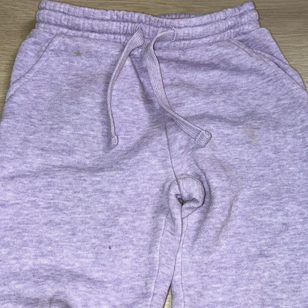 Reserved Kids Lavender Joggers Sweatpants 3/4T - Picture 4 of 5